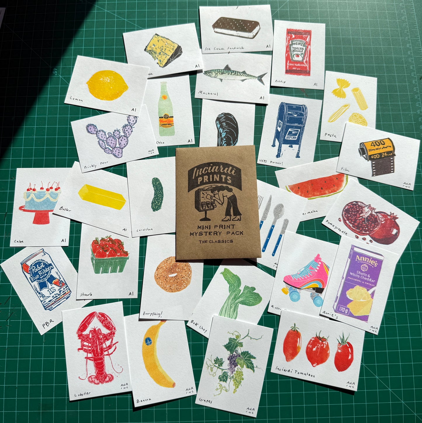 Classics Mini Print Mystery Pack